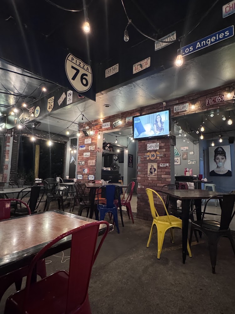 PIZZA 76