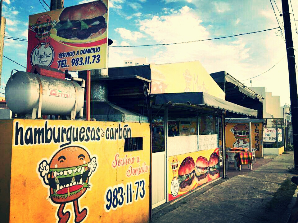 Monstruo Burger al carbón "flamingos"
