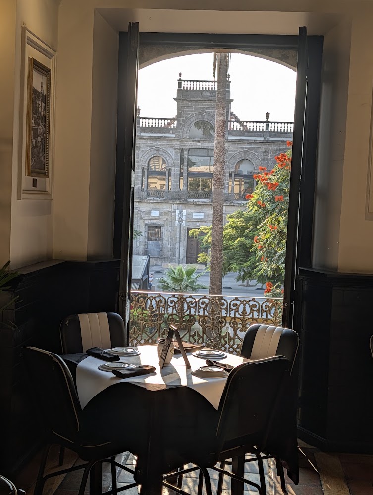 Casa Dolores - Paseo Alcalde