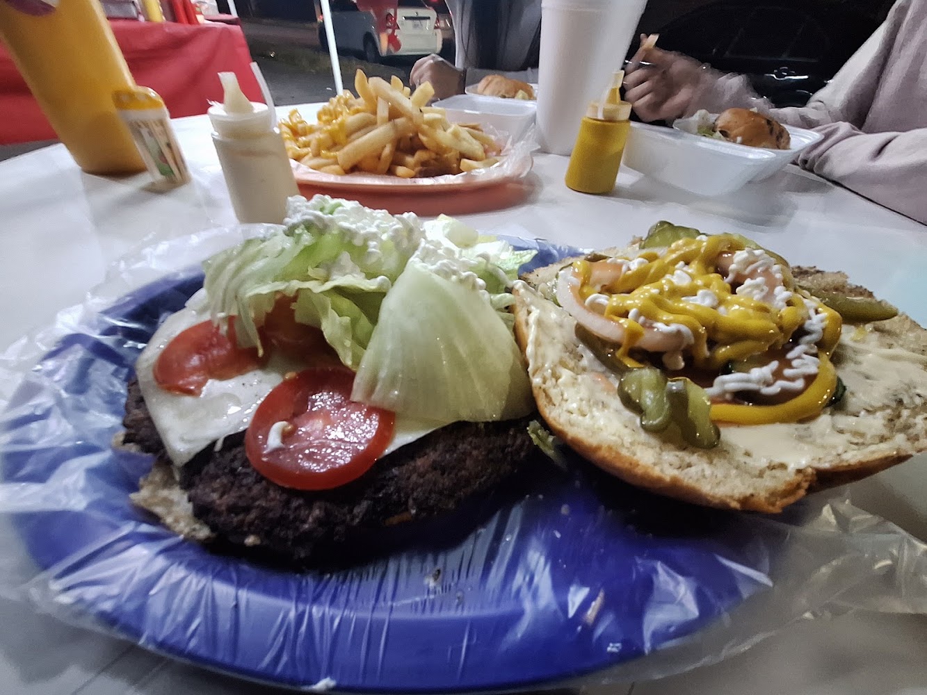 Hamburguesas Gigantes al Carbón La Palma