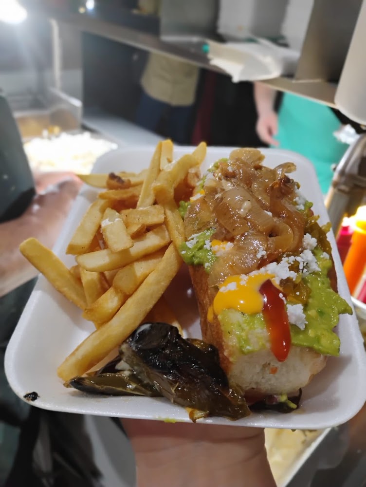 Hot dogs don Chendo