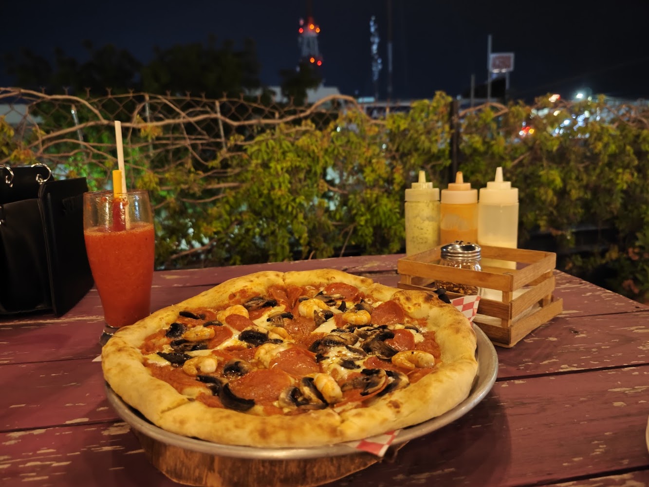 Olivo Pizza Cln