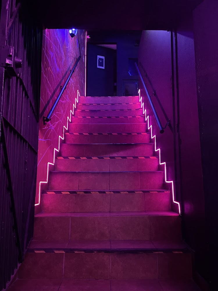 La bendita cantina fina