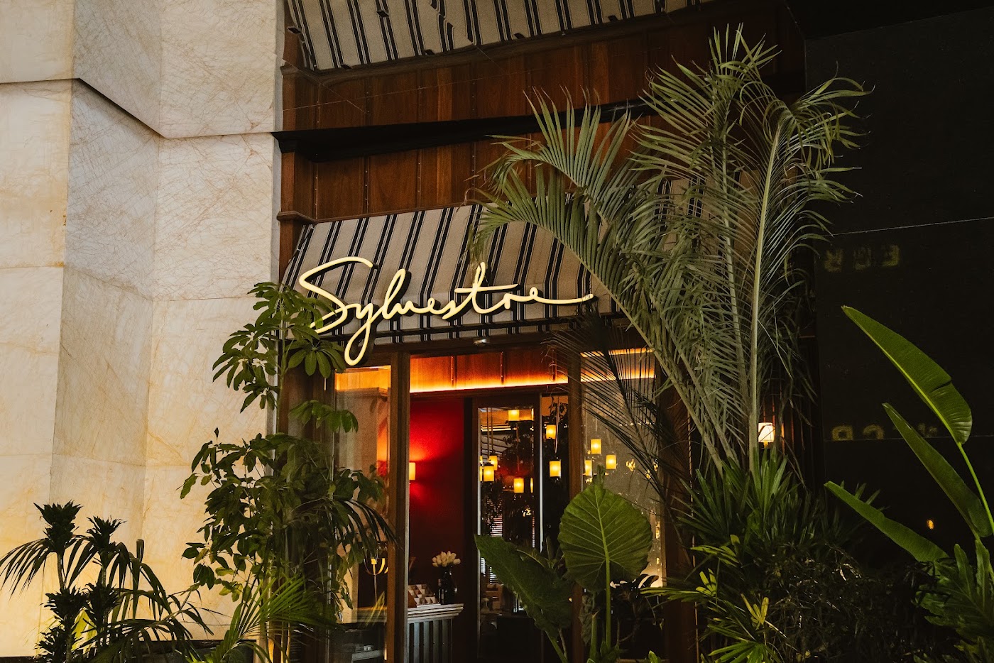 Sylvestre Midtown