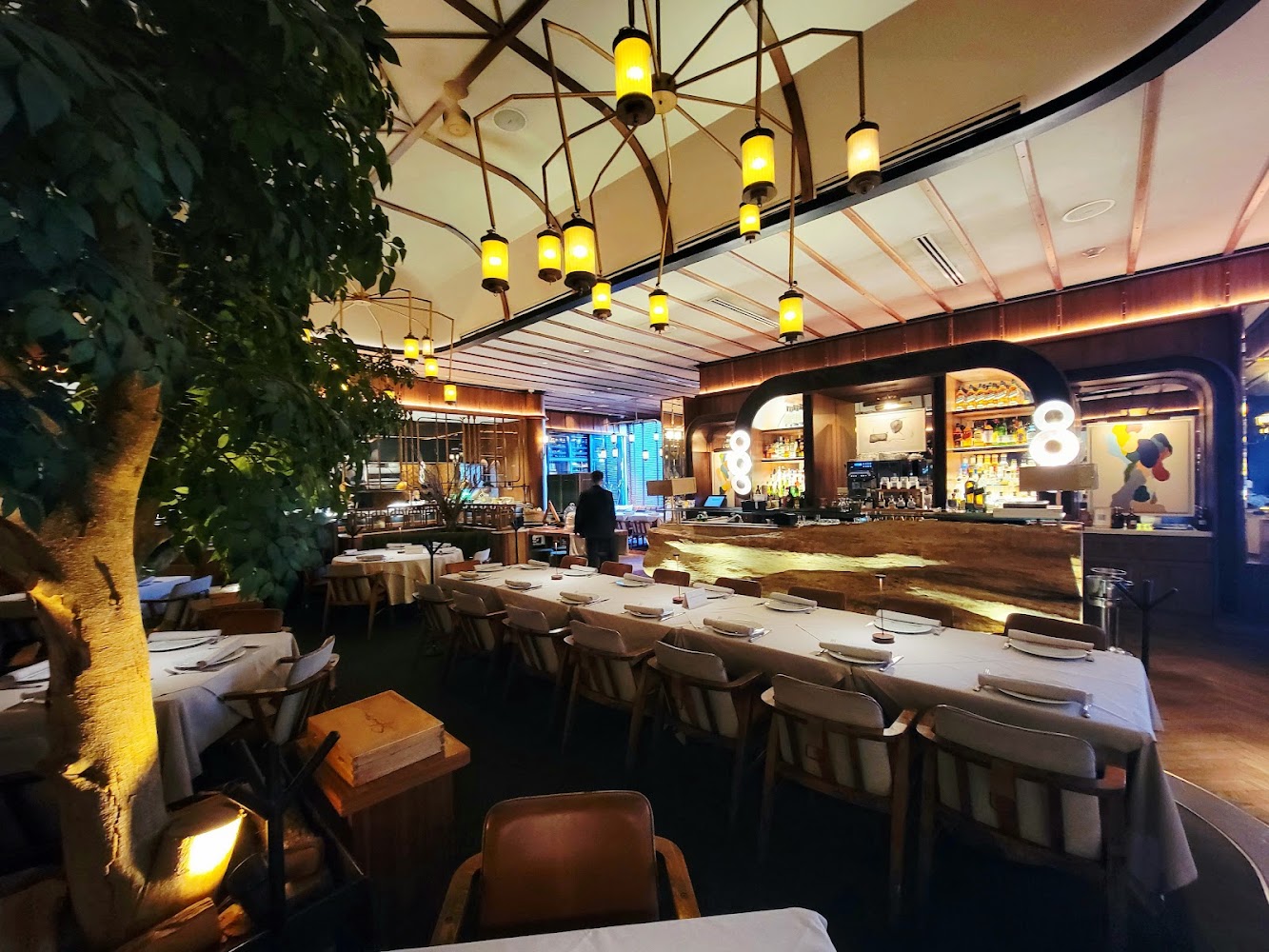 Sylvestre Midtown