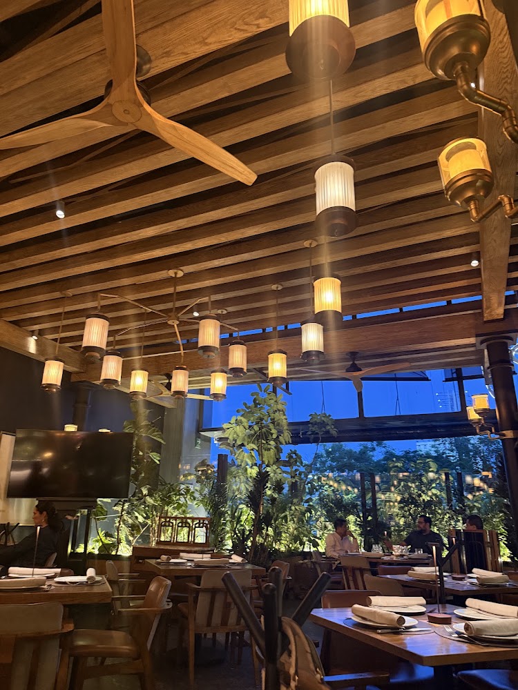 Sylvestre Midtown