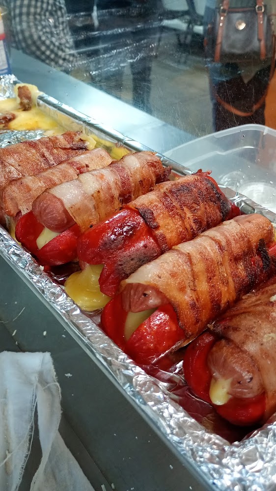 Hot Dogs Valdez