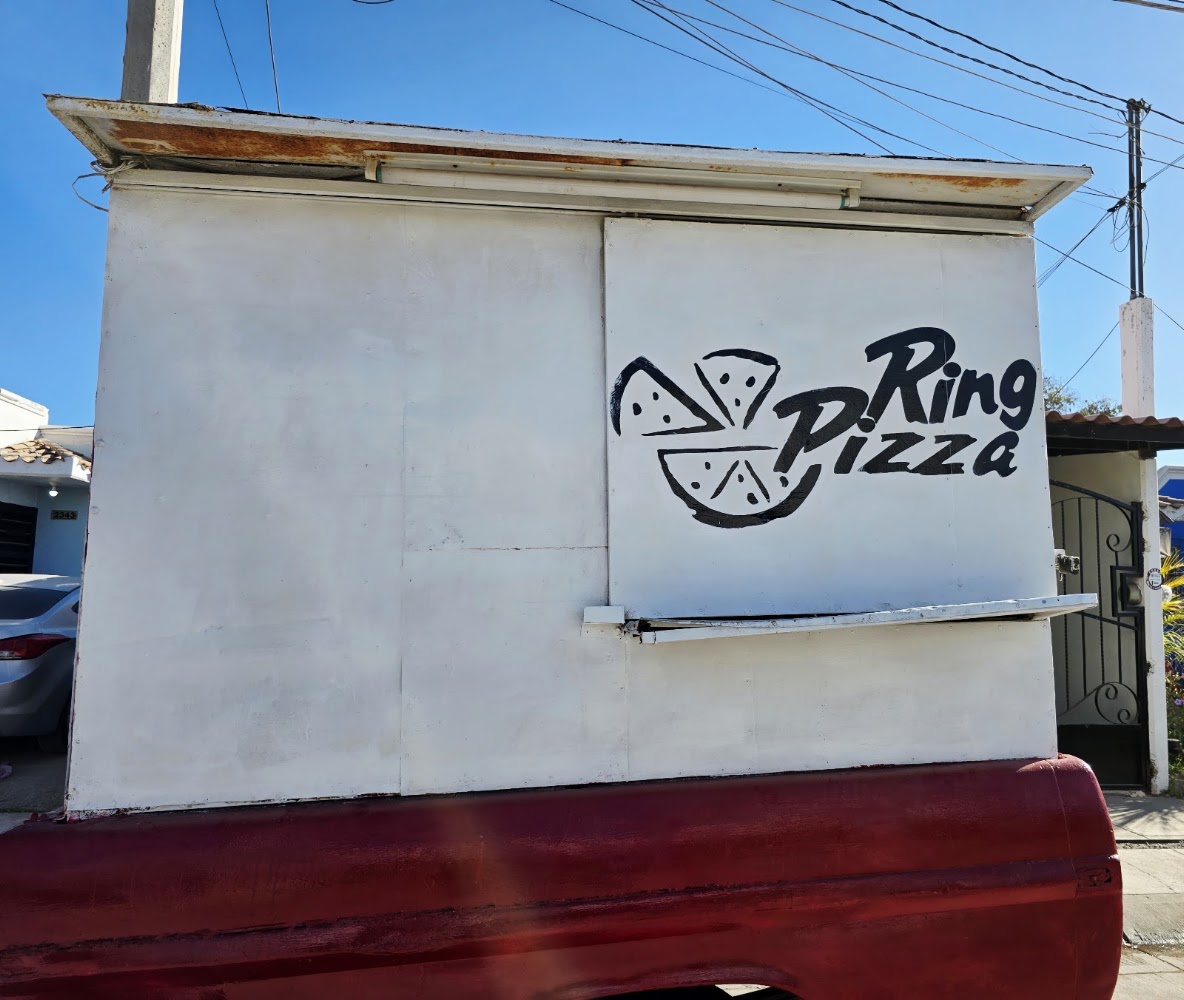 Ring Pizza