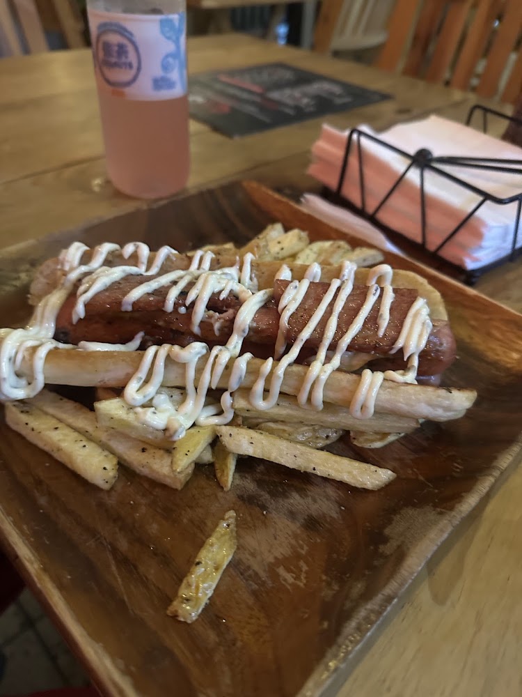 Bear And Wolf Burger & Dogo Gourmet