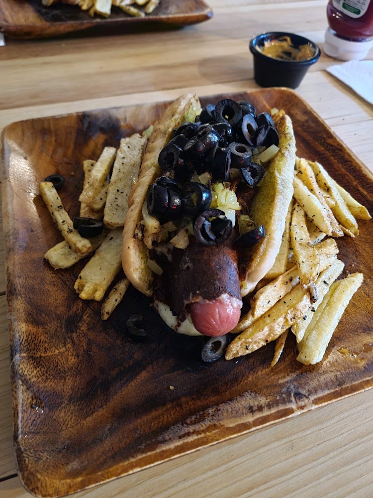 Bear And Wolf Burger & Dogo Gourmet