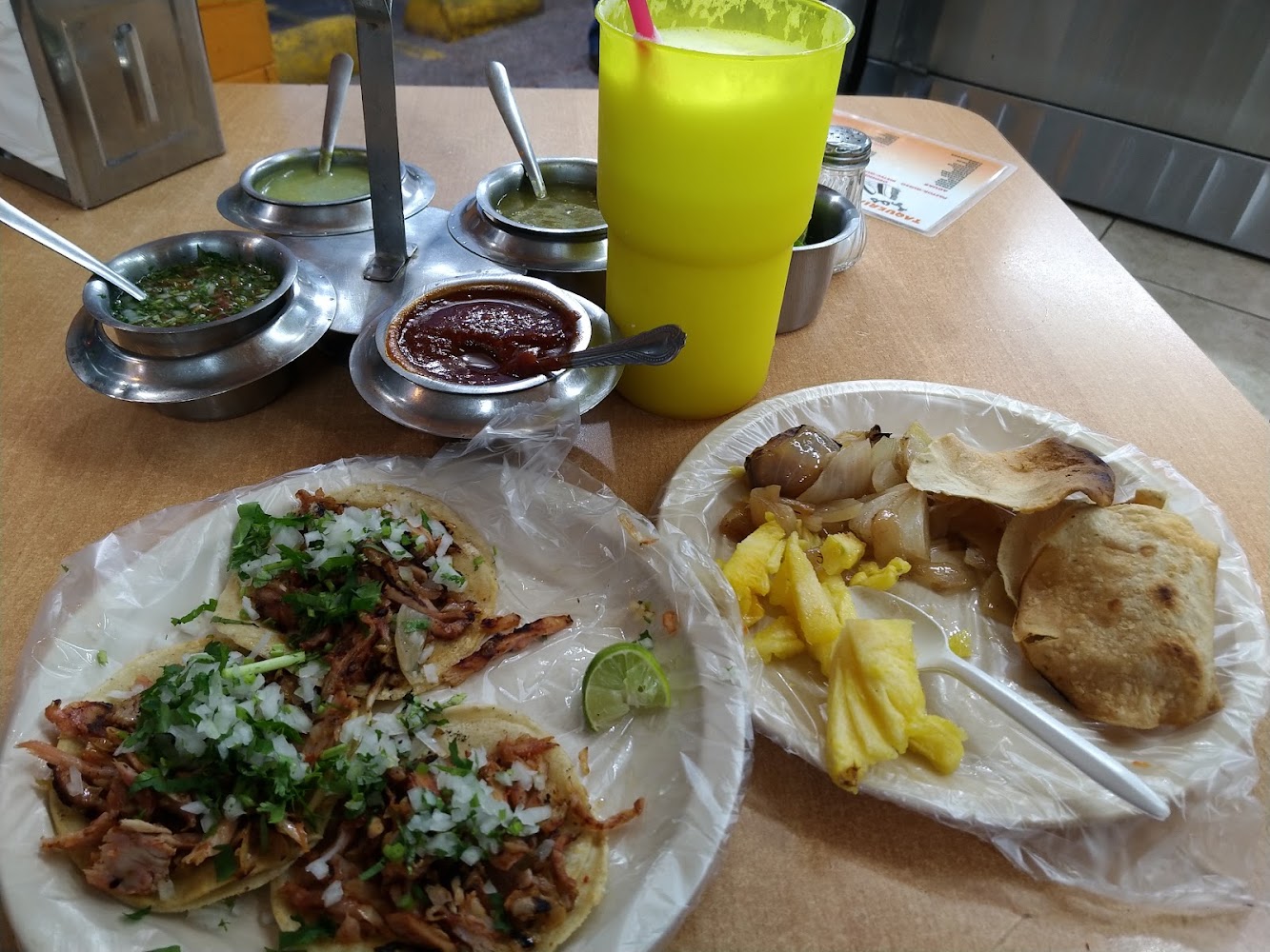 Taquería Los Alteños