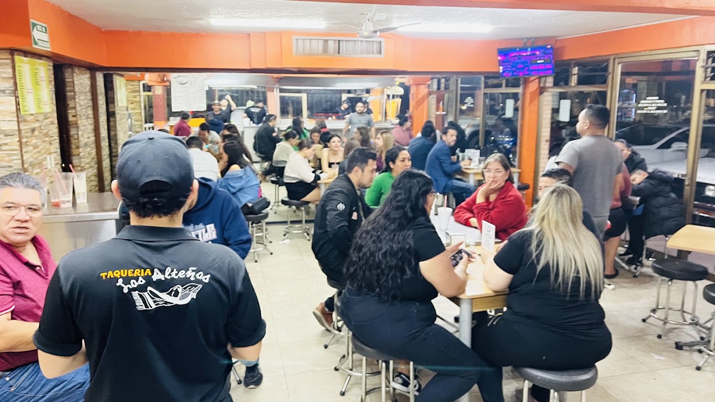 Taquería Los Alteños