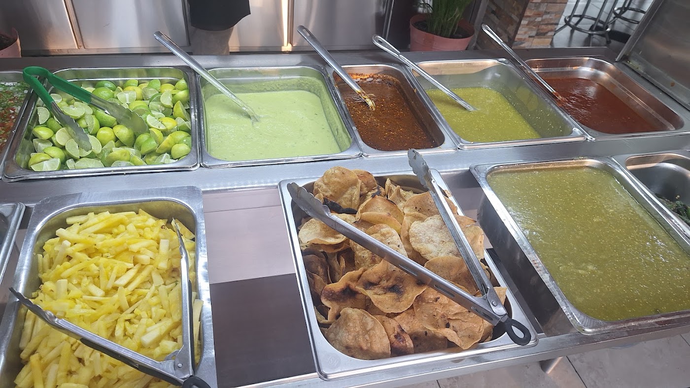 Taquería Los Alteños