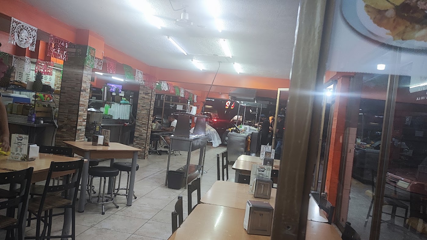 Taquería Los Alteños