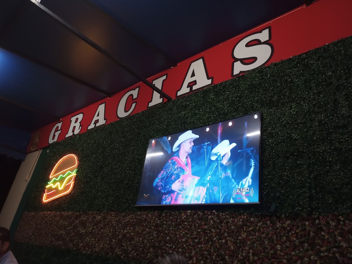 Hot dogs "la niña"