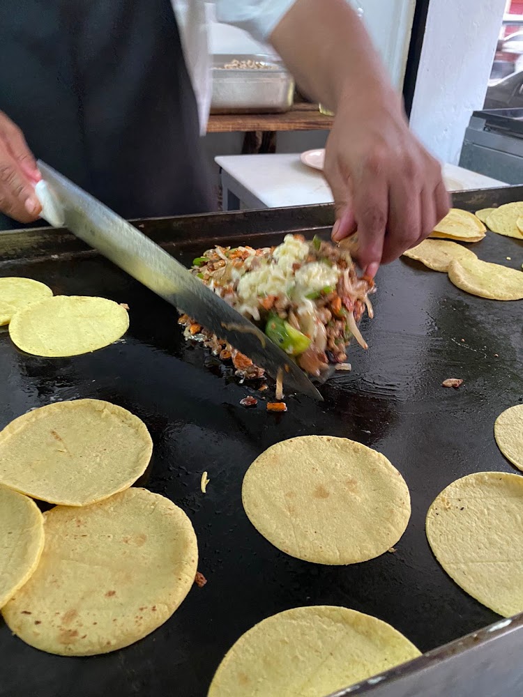 Taqueria LA MIXTECA