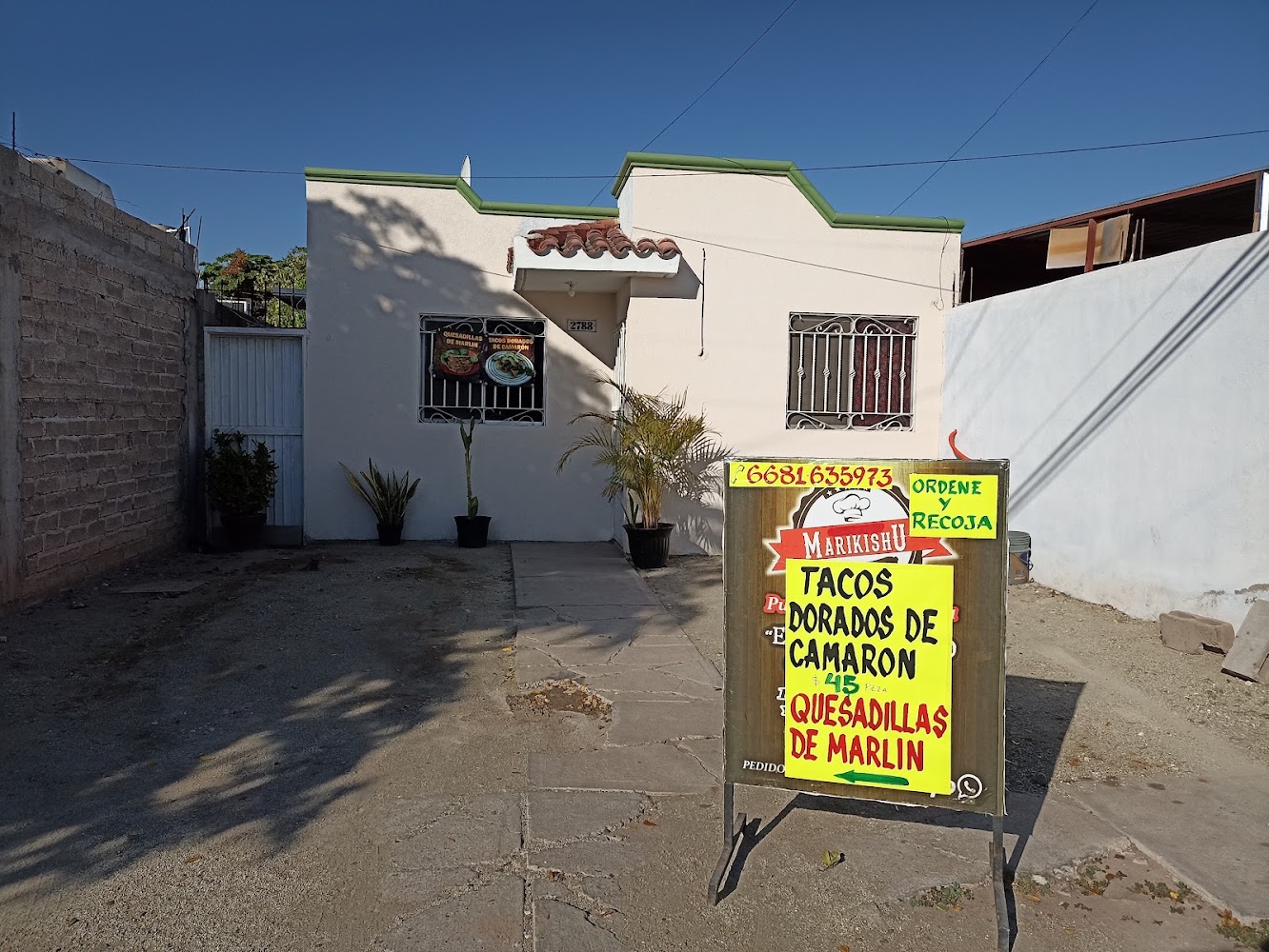 Tacos Dorados de Camarón MarikishÚ