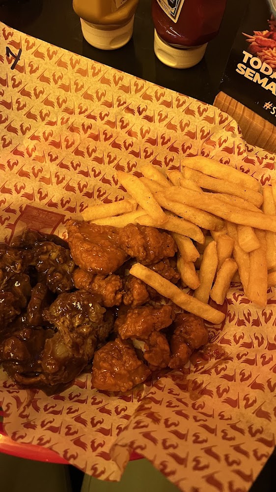 Rebel Wings Los Mochis