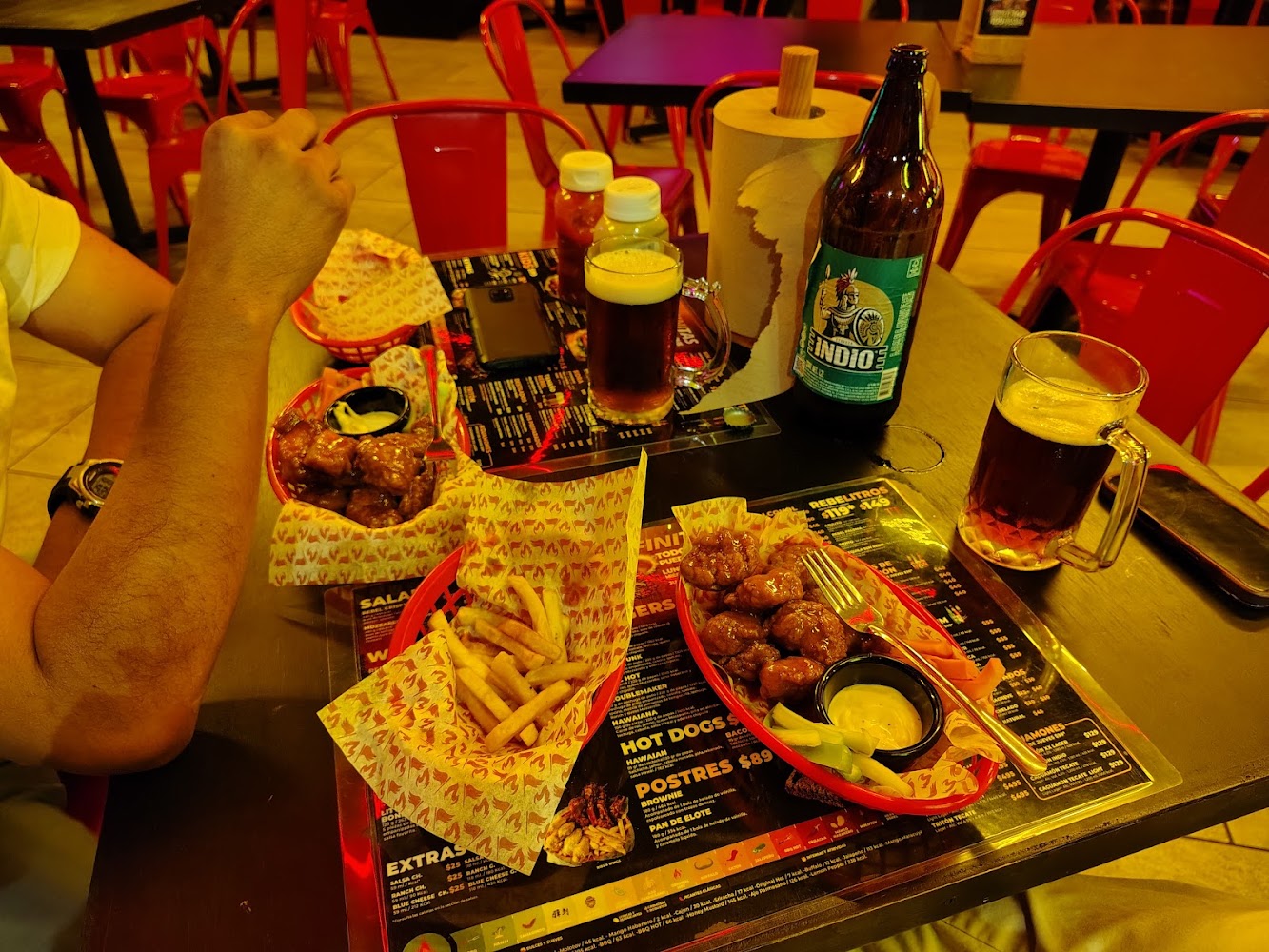 Rebel Wings Los Mochis