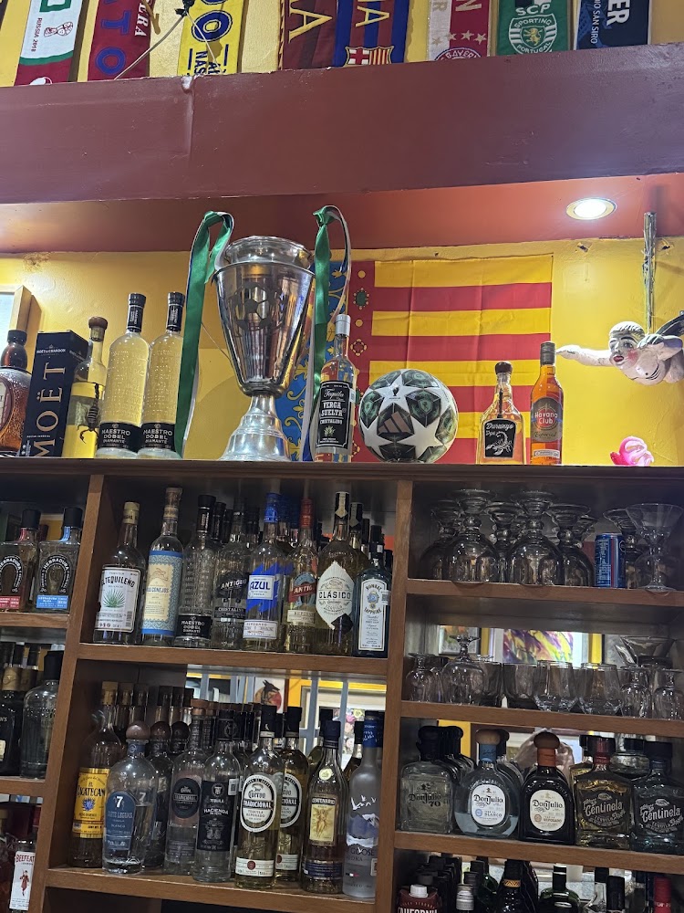 El Ciervo Sport Cantina-Bar. Desde 1978