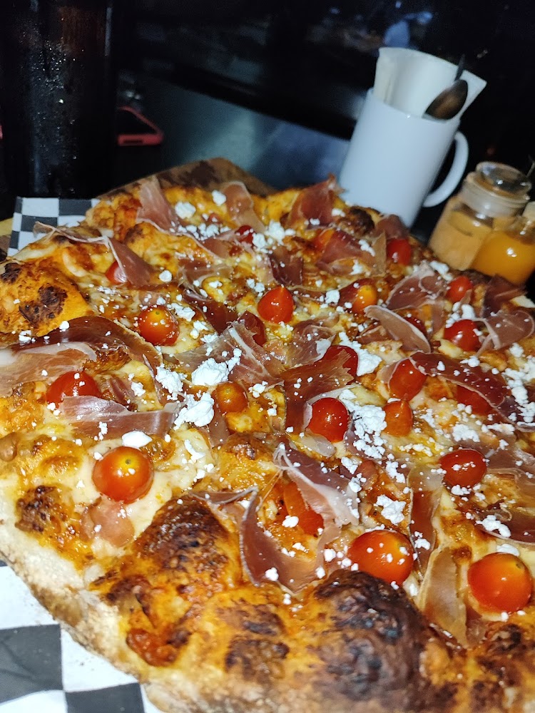 Pizza Clandestina