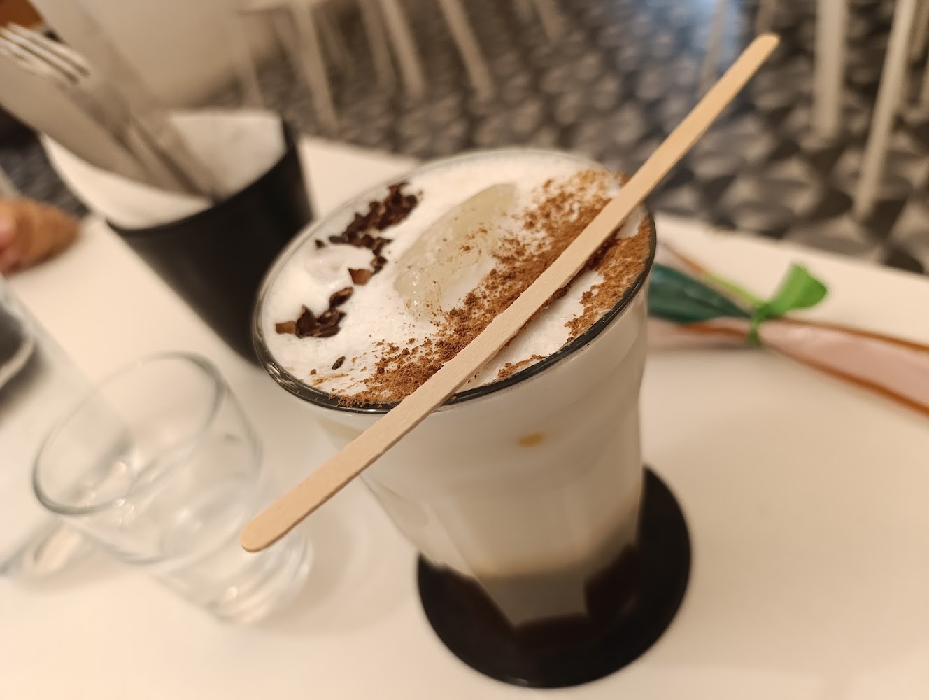 Binaural Café