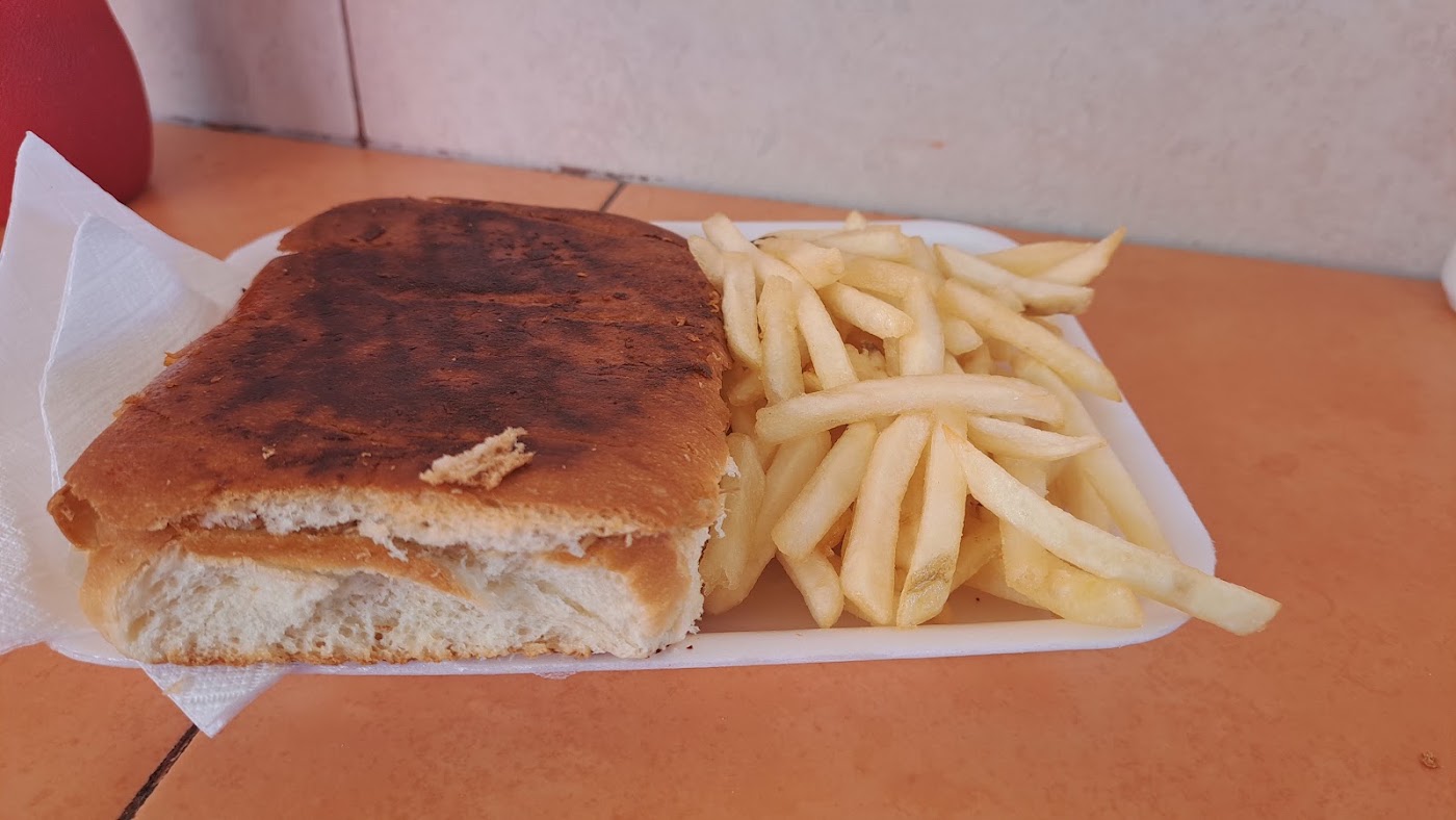 Maxi Tortas y Maxi Hamburguesas