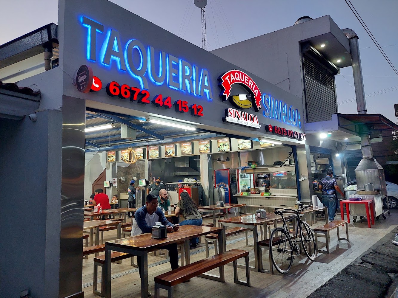 Taquería Sinaloa