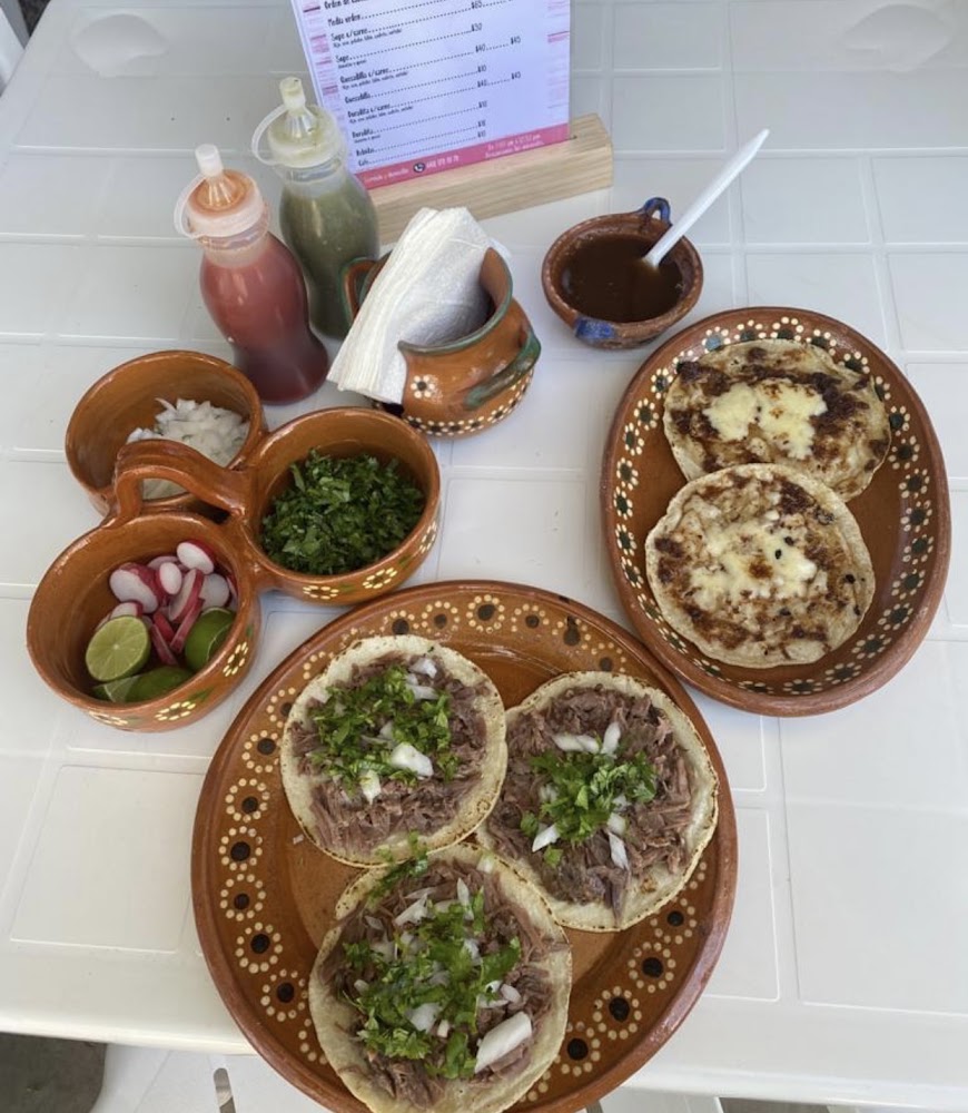 Tacos de Cabeza “El Ángel”