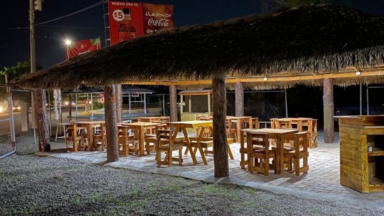 Mariscos El Manolito
