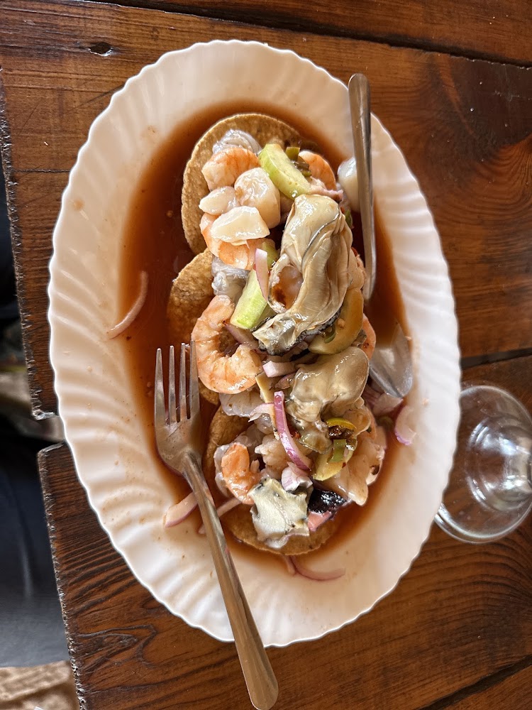 Mariscos El Manolito