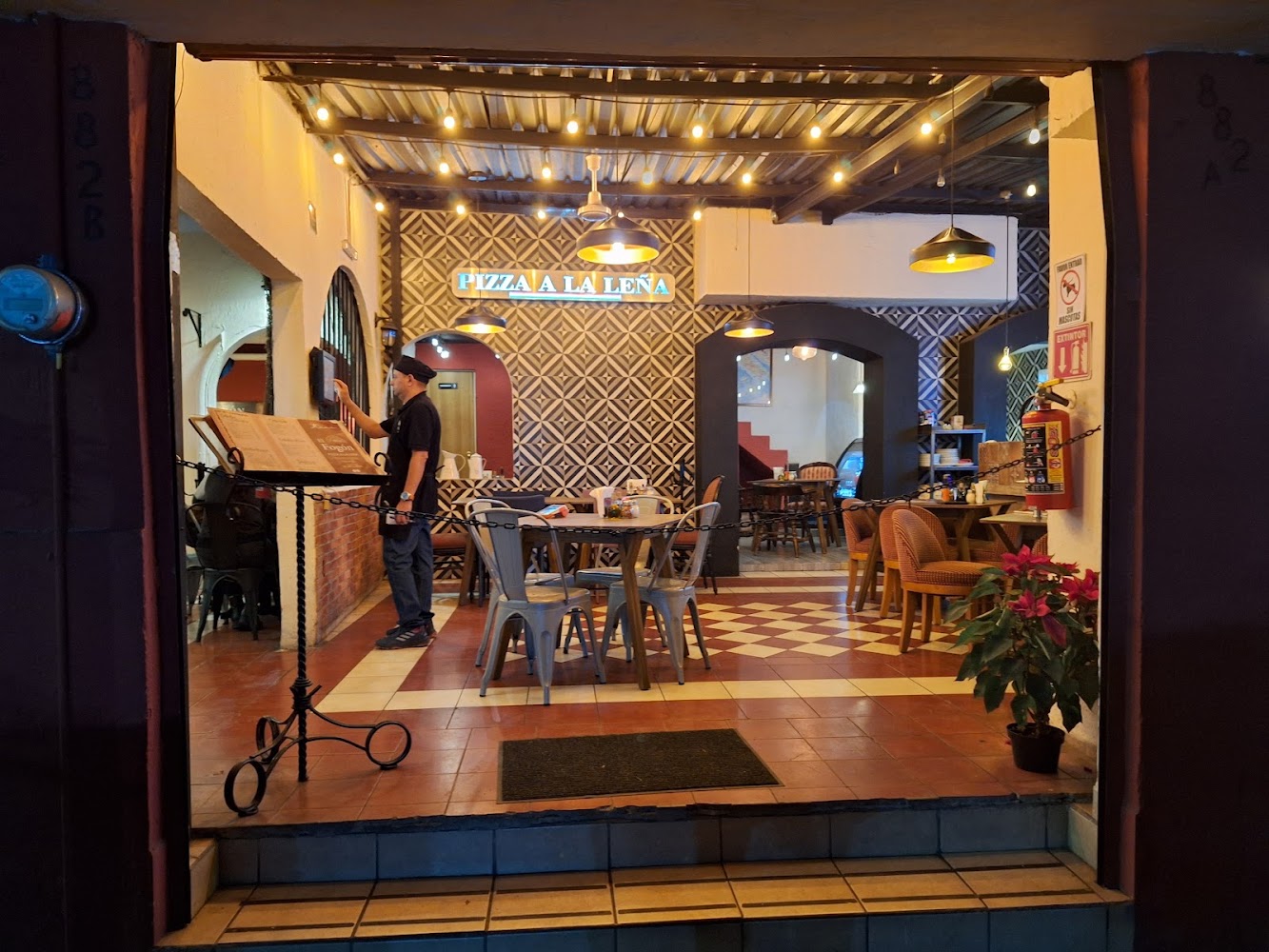 El Fogón Pizza A La Leña