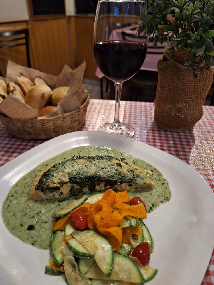 Fradeli Trattoria Restaurant