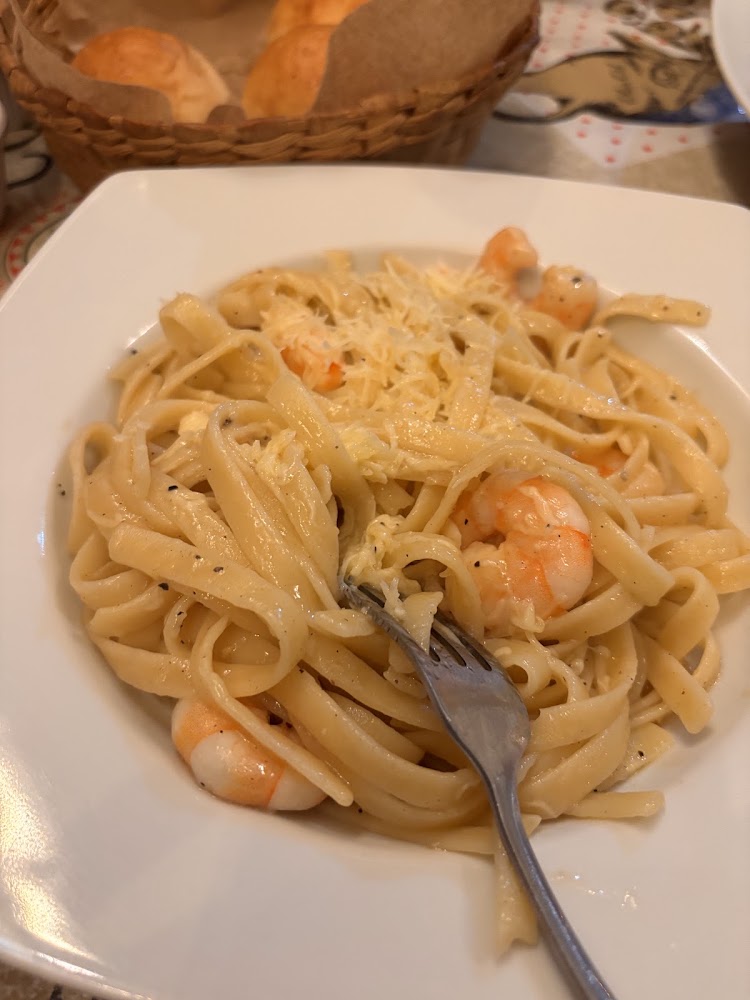 Fradeli Trattoria Restaurant