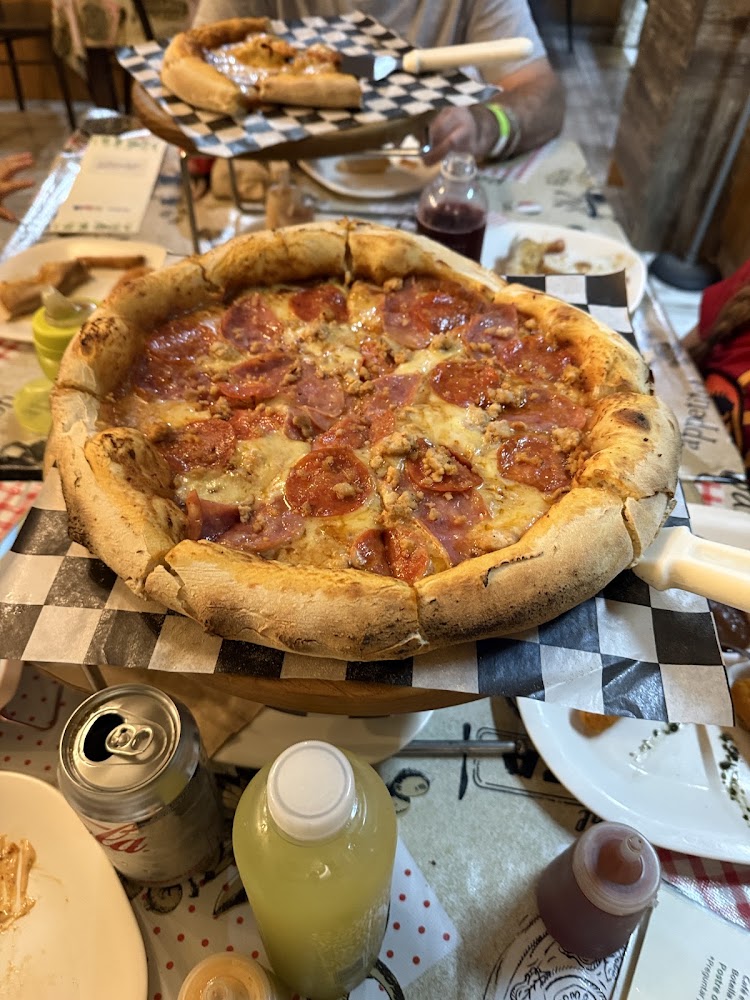 Fradeli Trattoria Restaurant