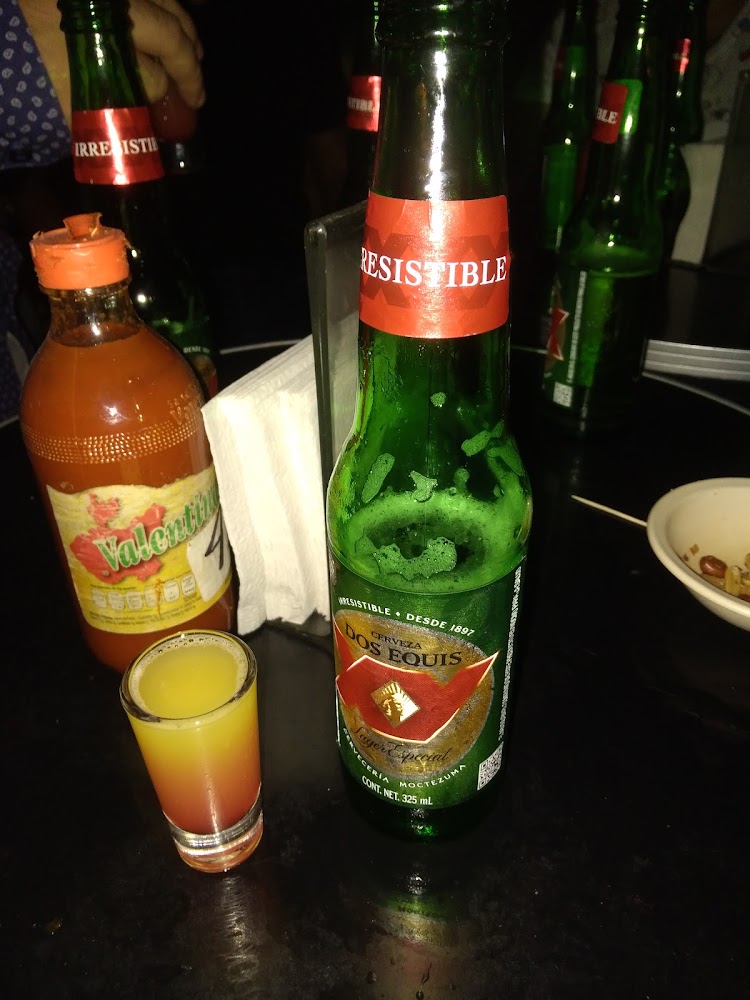 Gozadera Bar-Club GDL