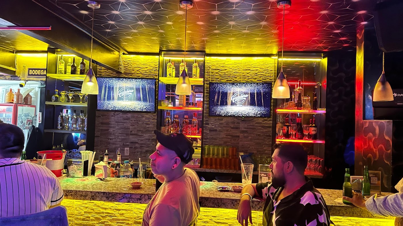 Gozadera Bar-Club GDL