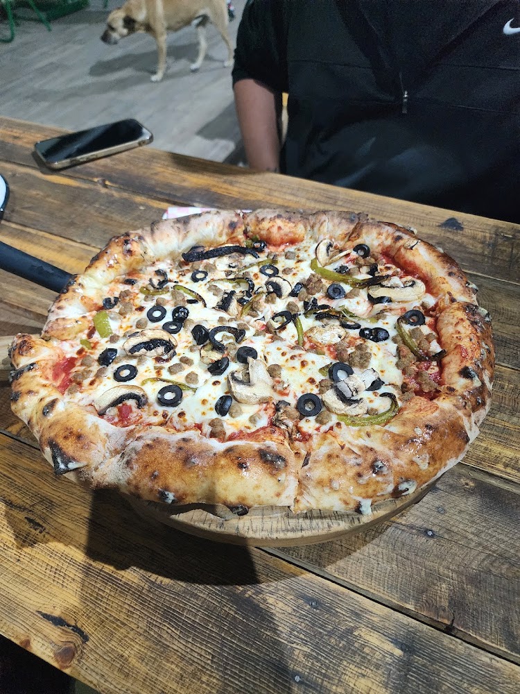 Santino Pizzas A La Leña