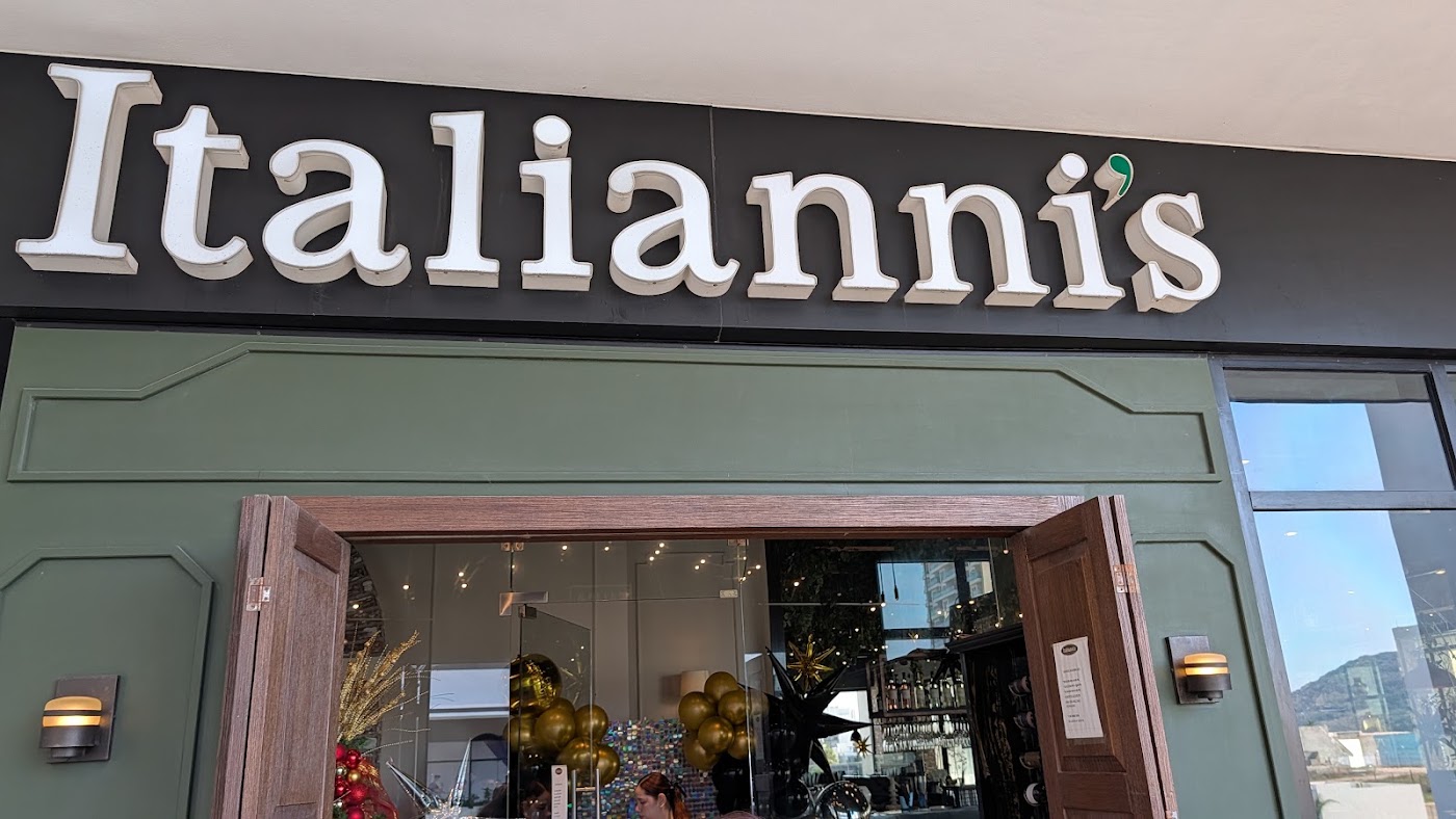 Italianni's Mazatlán