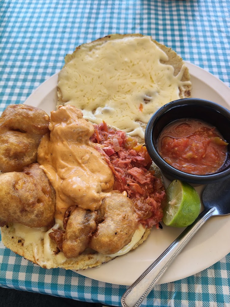El Inge Tacos Capeados