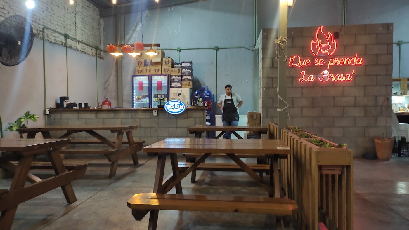 La Brasa · Asador de Barrio