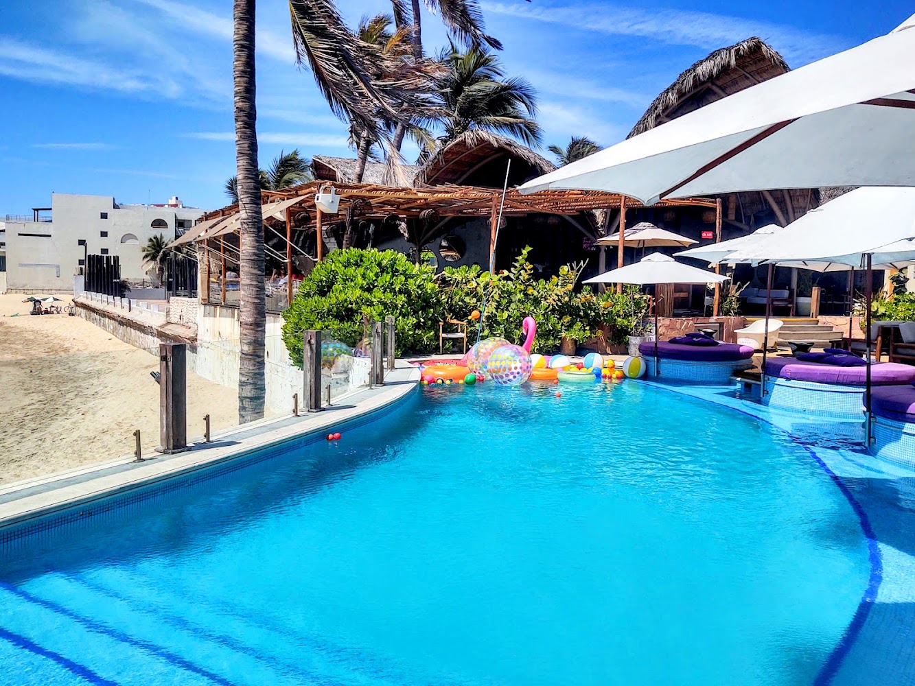 Onaki Beach Club
