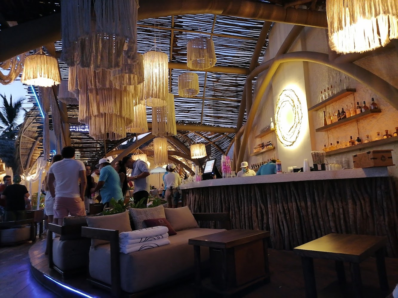 Onaki Beach Club
