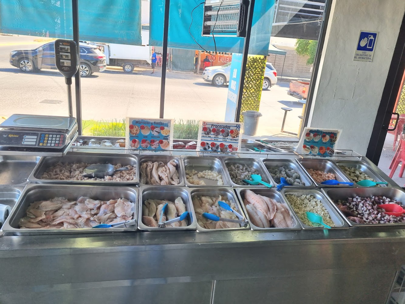 FISH CENTER "Pescados Y Mariscos"