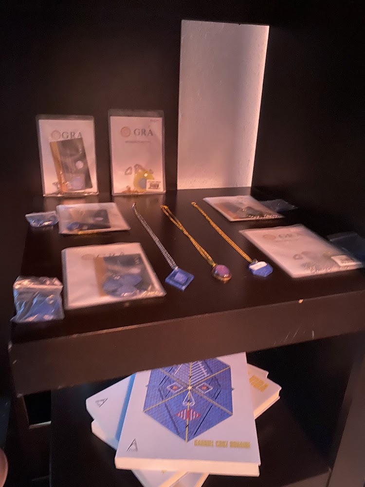 Singularithy Café Boutique