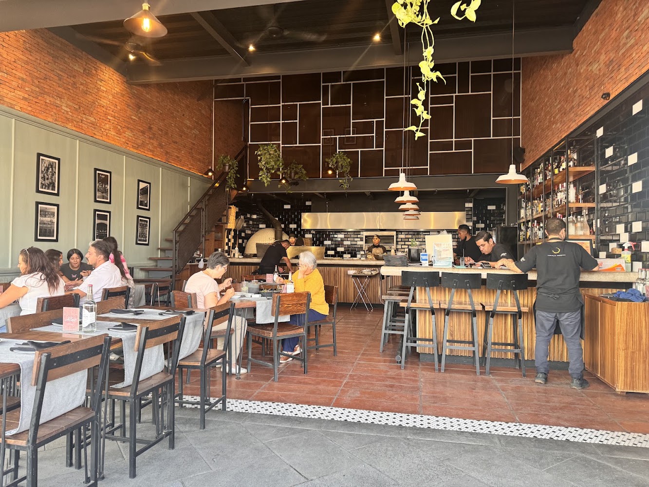 Al Dente Plaza Real Center