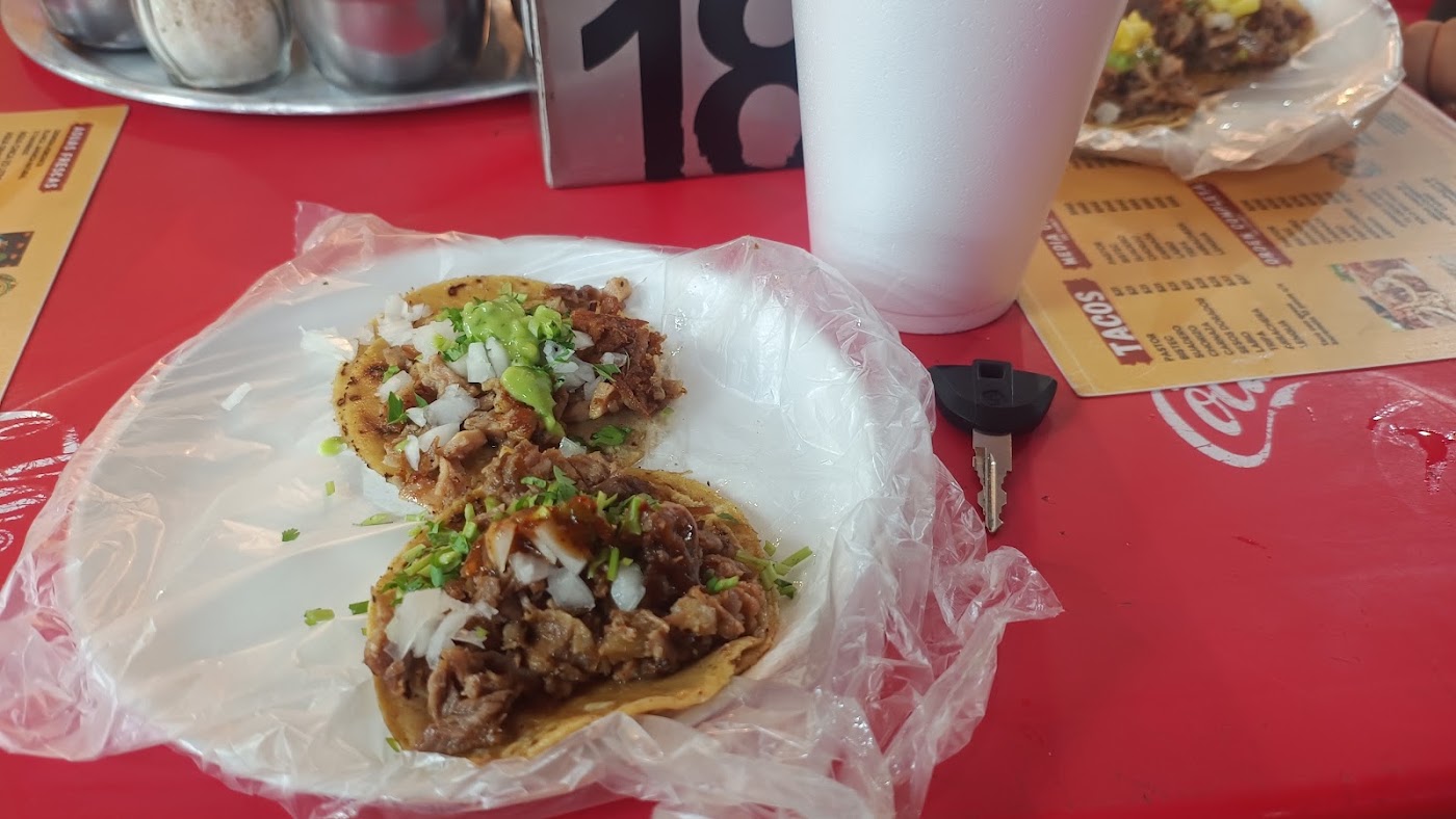 Tacos al Pastor Fuente Olimpica jimy