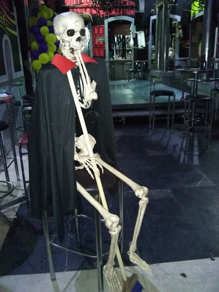 CAUDILLOS DISCO BAR