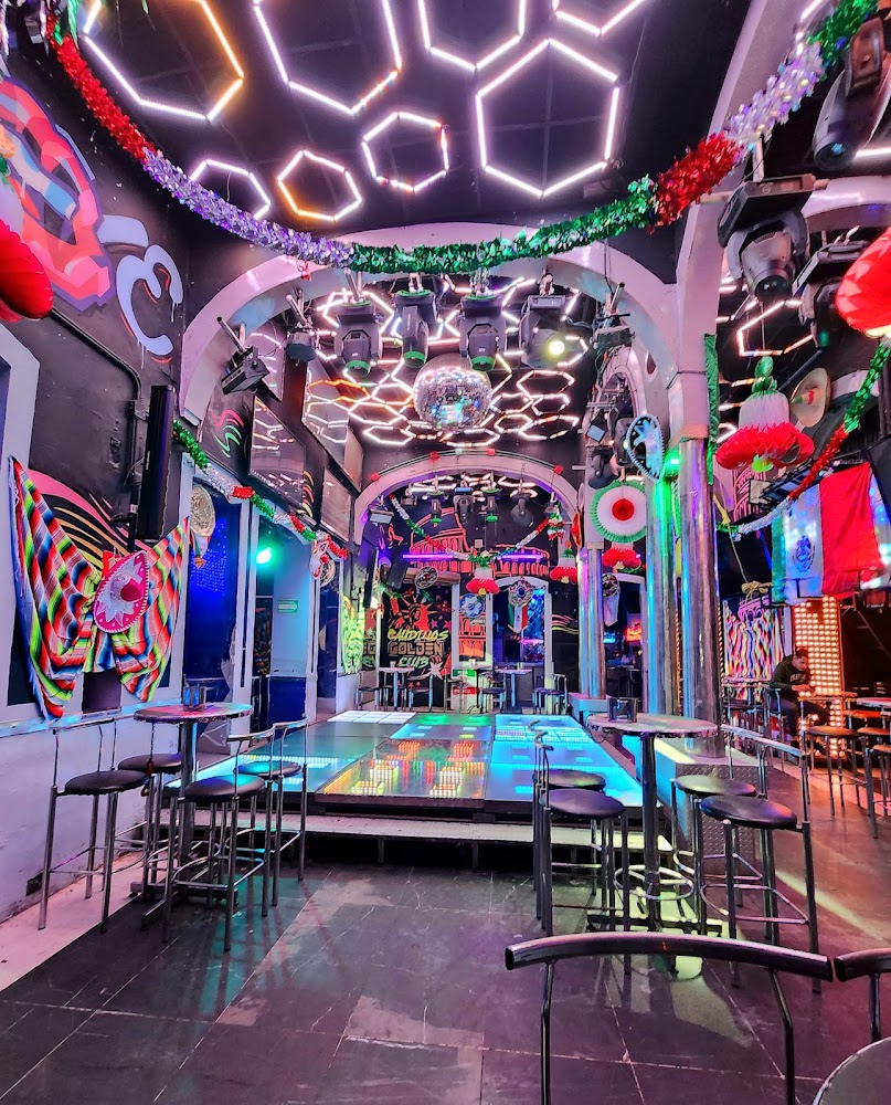 CAUDILLOS DISCO BAR