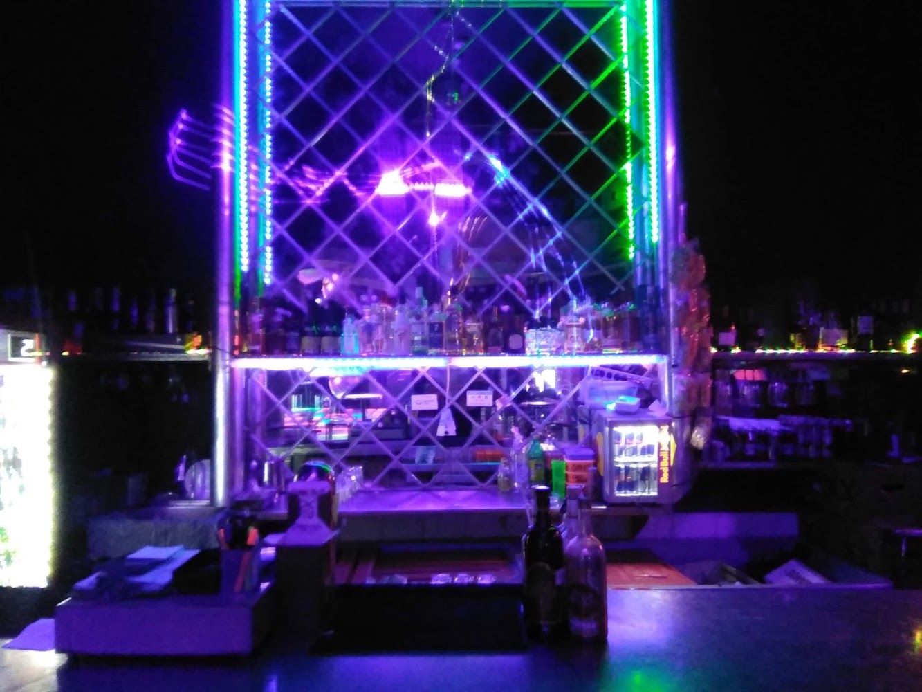 CAUDILLOS DISCO BAR